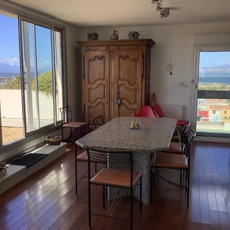 Les Cycas Panorama Exceptionnel - 160 M2- Vue Mer, Etang, Montagne Lägenhet